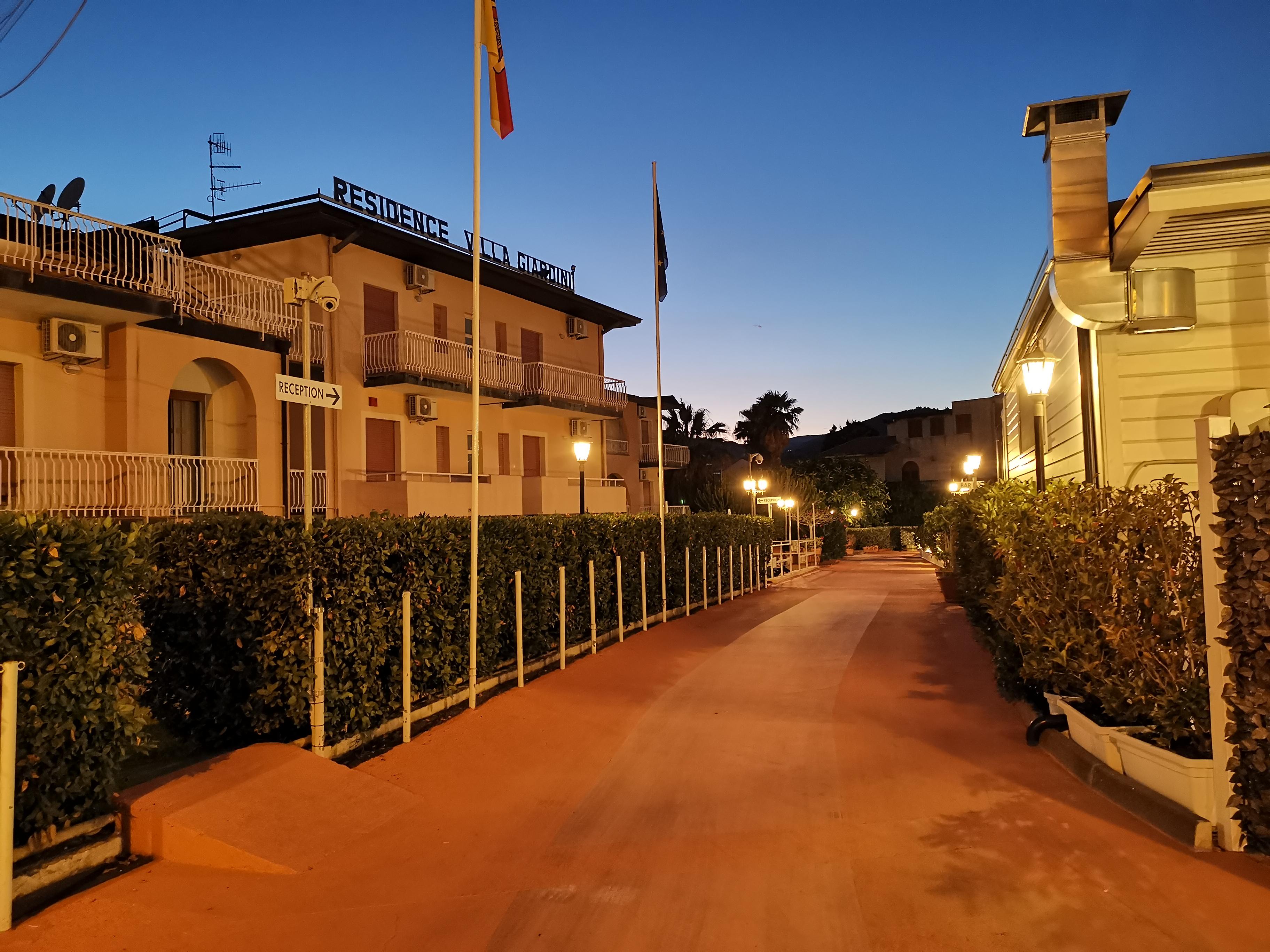Residence Villa Giardini Екстер'єр фото
