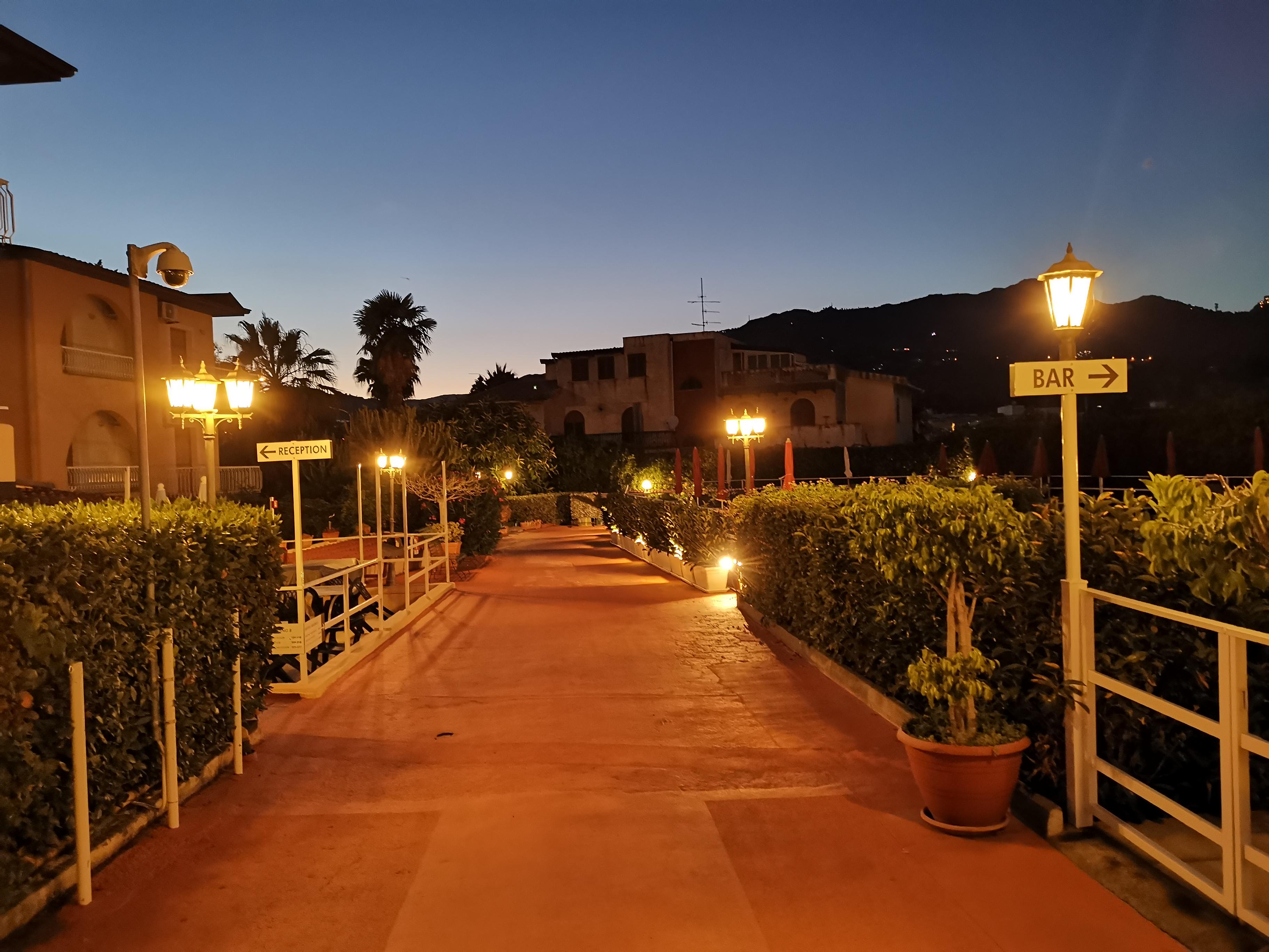 Residence Villa Giardini Екстер'єр фото