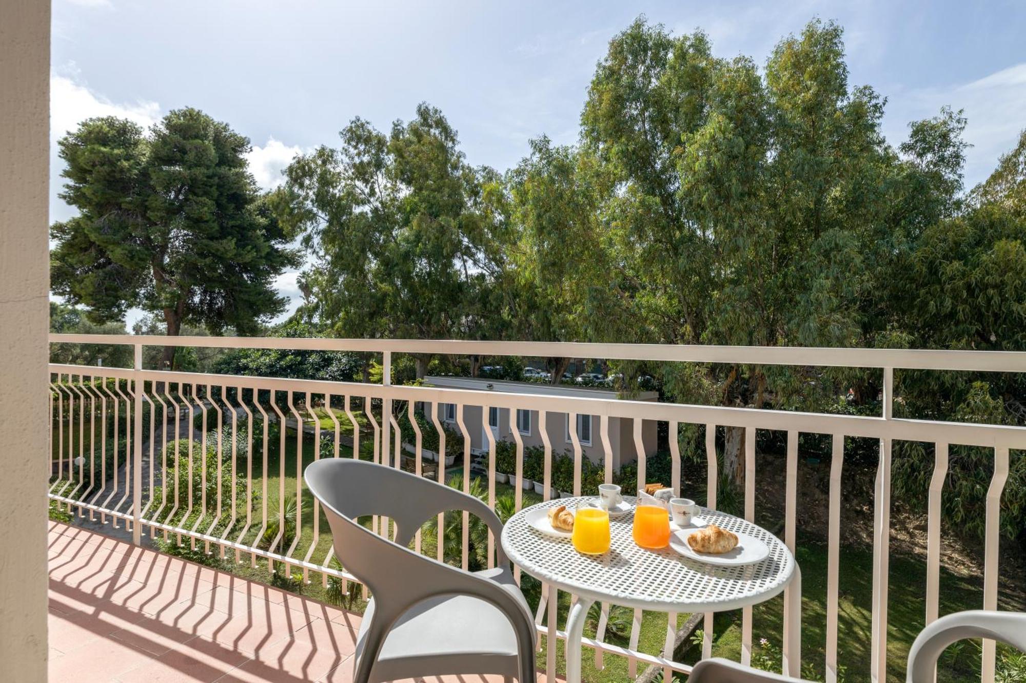 Residence Villa Giardini Екстер'єр фото