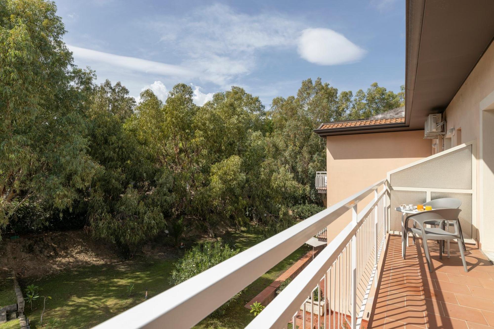 Residence Villa Giardini Екстер'єр фото