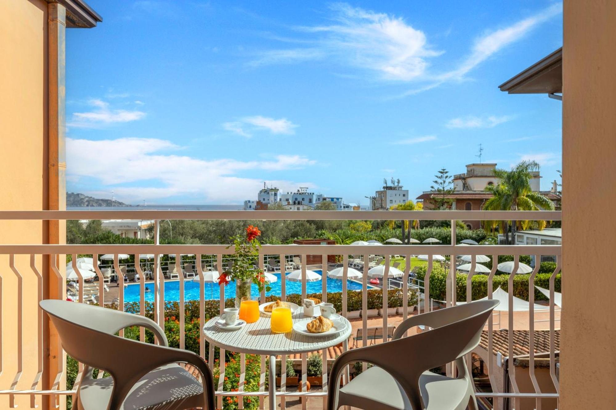 Residence Villa Giardini Екстер'єр фото